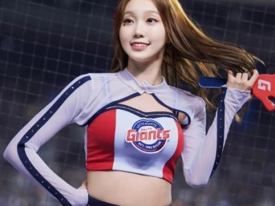 쌔끈한 박담비 치어리더