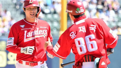 [스포츠중계 좀비티비] 존중받는 497홈런 전설, 데뷔 투수에게 'KBO 신고식'