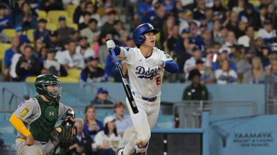[스포츠중계 좀비티비] 굿바이 무안타! '바람의 손자' 김혜성, MLB 데뷔 첫 홈런 폭발! 다저스, 시원한 9-3 역전승