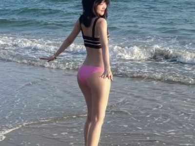 귀여운 수영복 소녀