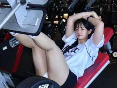 등산 좋아하는 몸짱 누나