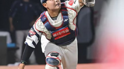 [스포츠중계 좀비티비] “19세 양의지보다 낫다” 호평받은 롯데 신예 포수 박재엽, 짧지만 강렬했던 1군 데뷔전 마무리
