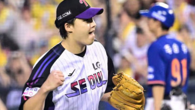 [스포츠중계 좀비티비] LG 임찬규, 7이닝 1실점 완벽투… ‘천적’ 손아섭과의 승부서 판정승