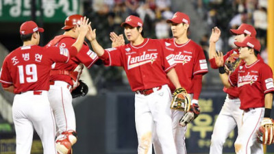 [스포츠중계 좀비티비] ‘9월 무패 질주’ SSG, 예상을 뒤집은 무서운 상승세…3위 굳히기 시동
